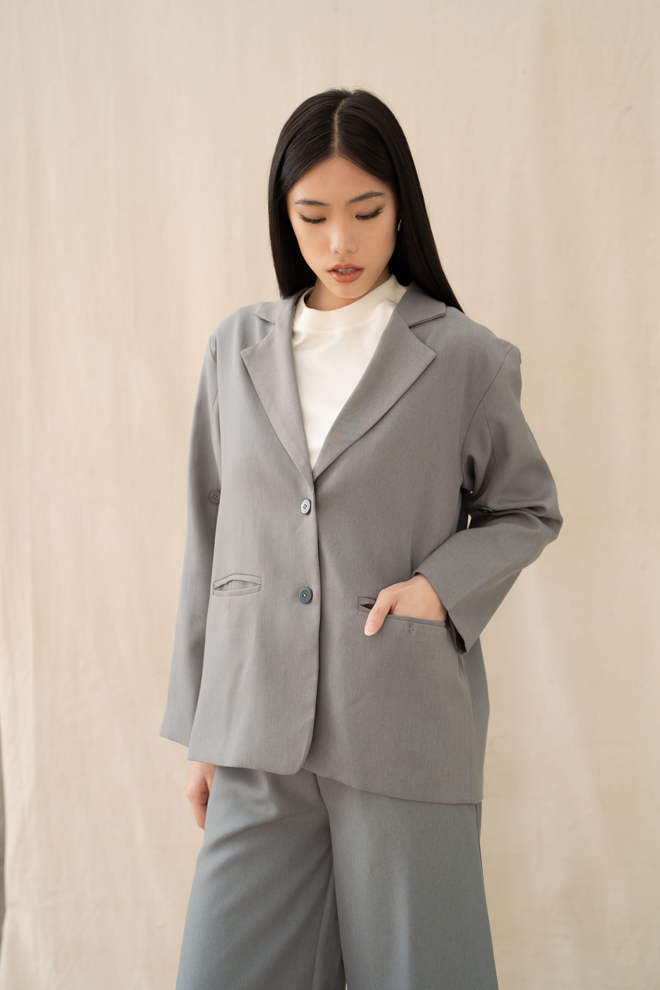 Essence Oversized Blazer