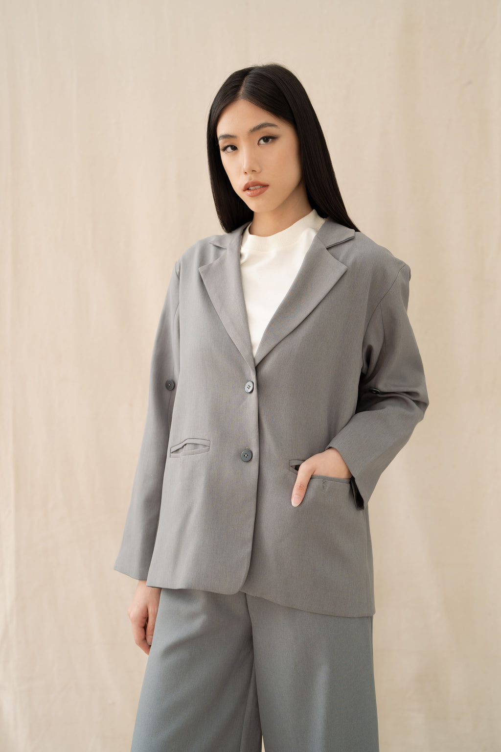 Essence Oversized Blazer