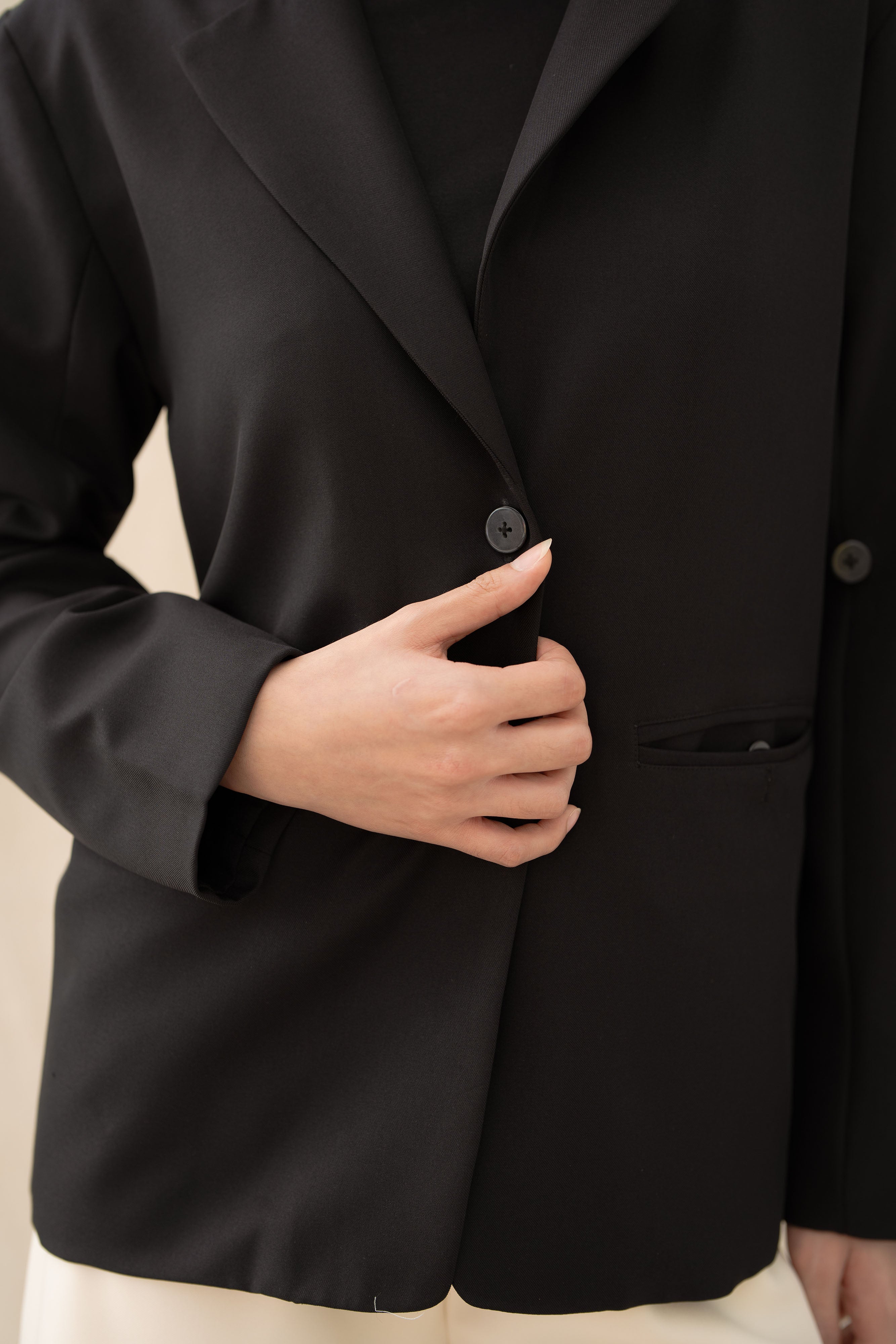 Essence Oversized Blazer