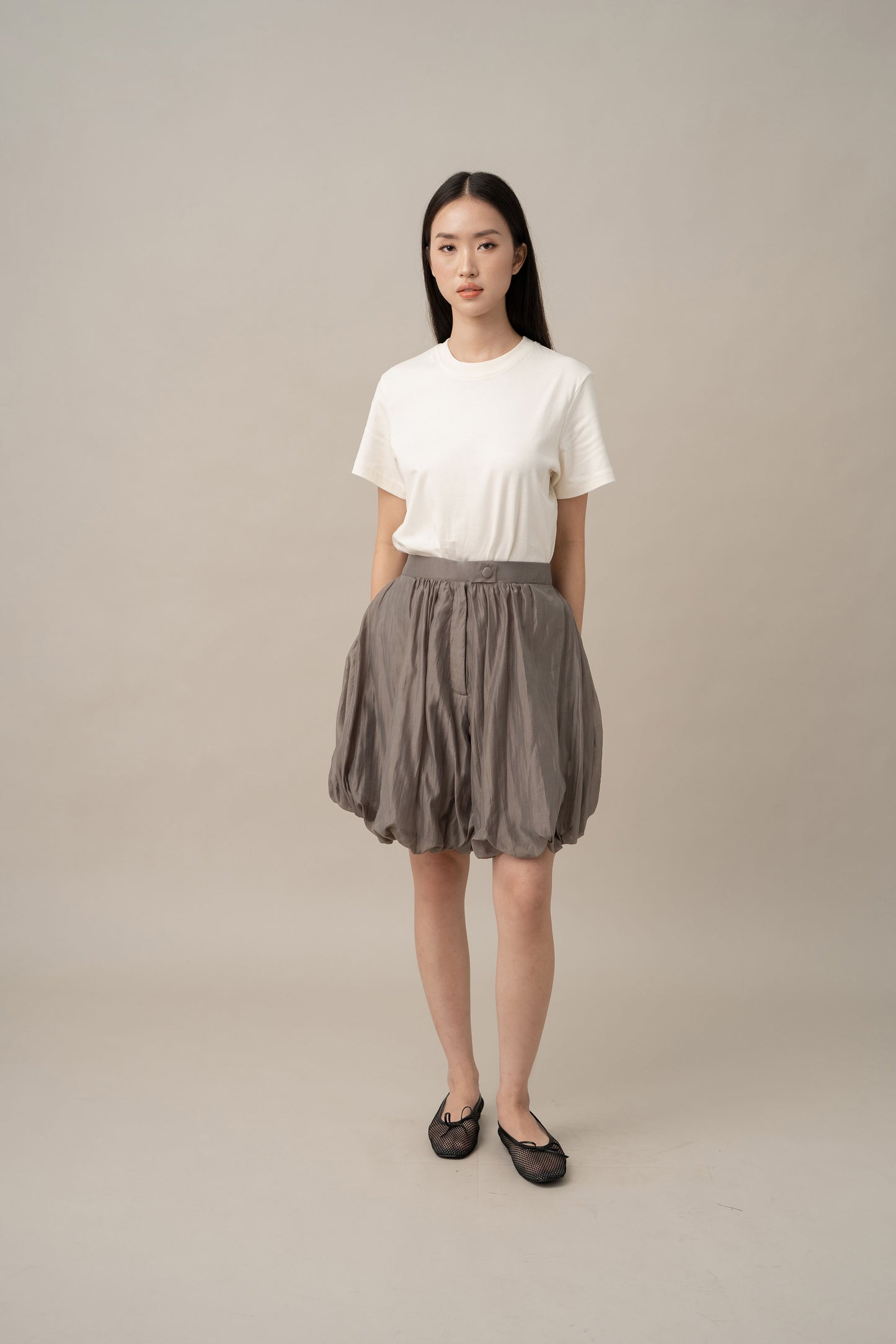 DA Puff Shorts in Gray