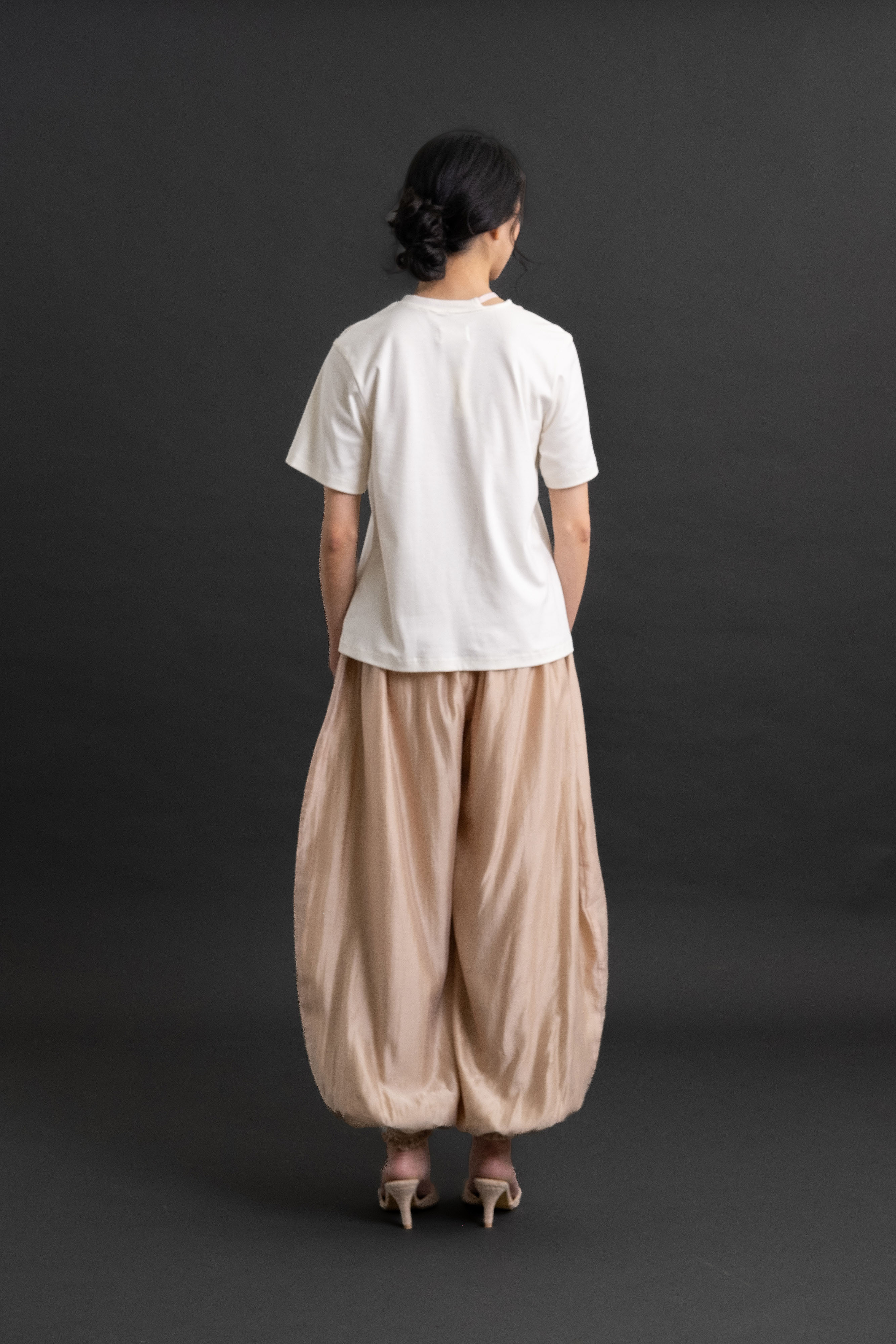 DA Heart Tie Neck Tshirt in Buttermilk