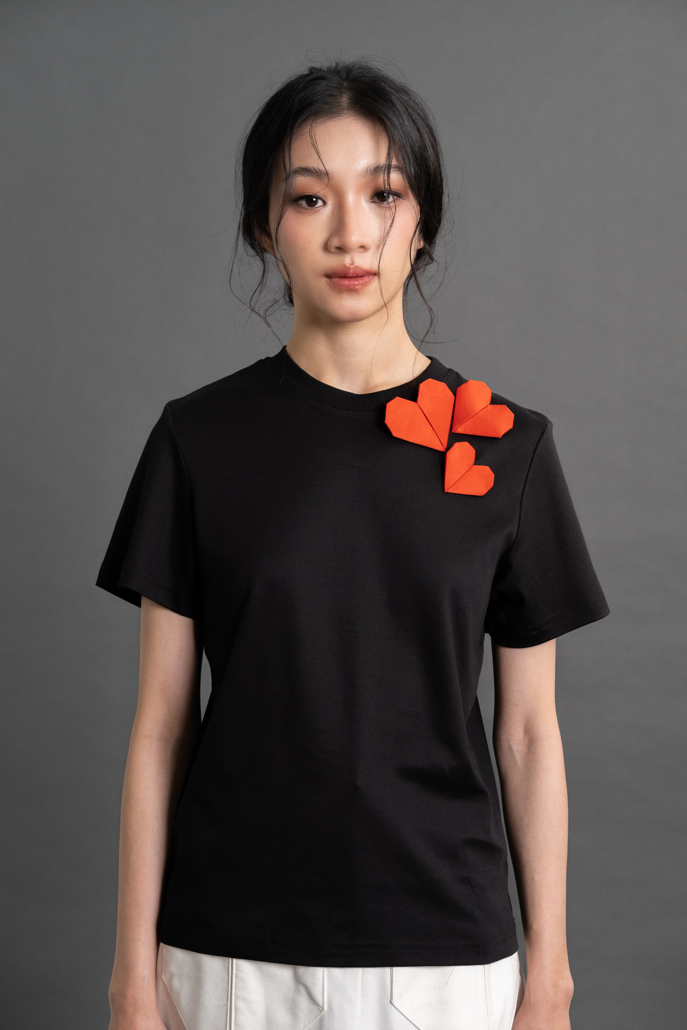 DA Signature Tshirt in Licorice