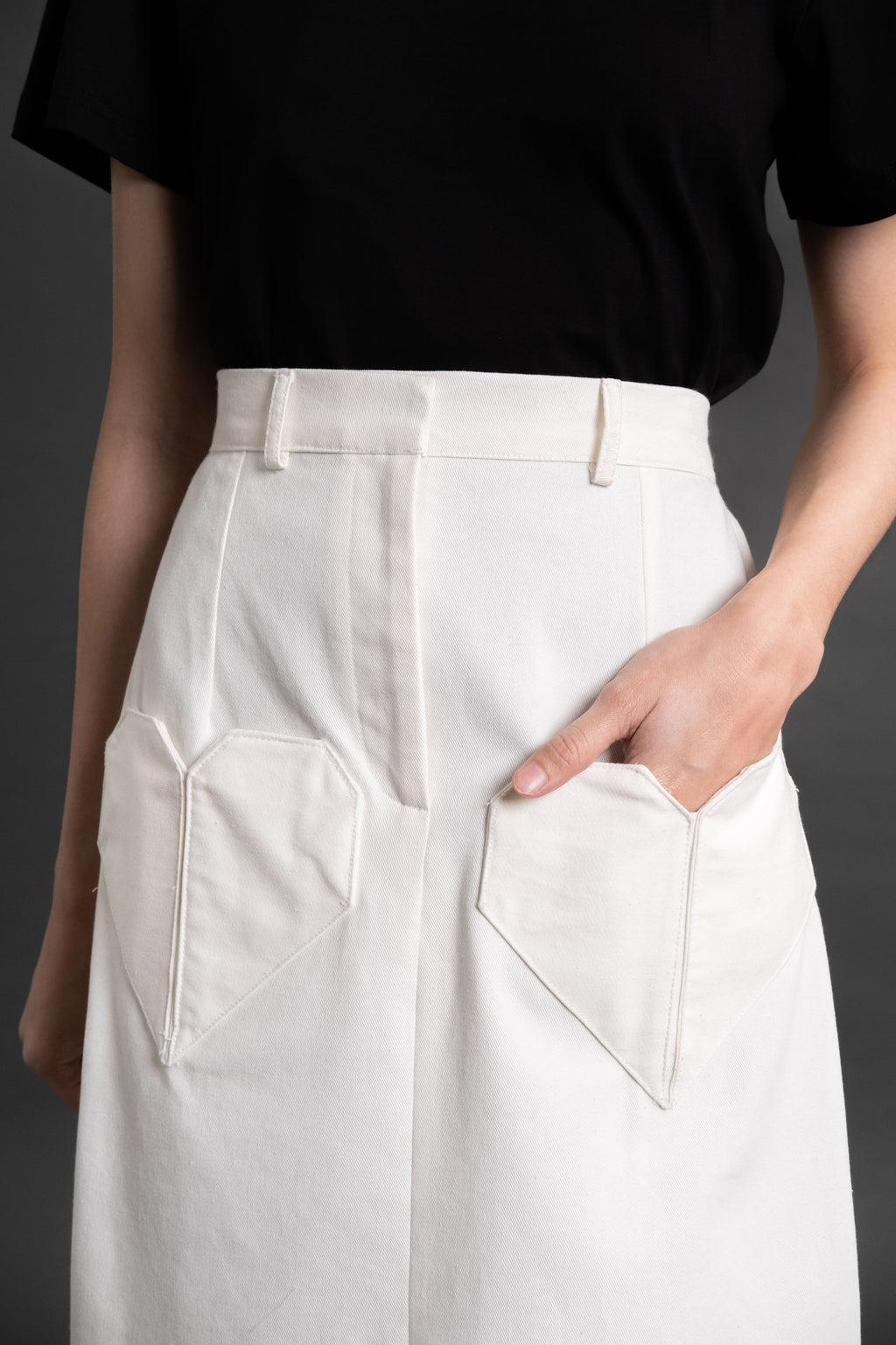 DA Origami Pocket Skirt in Buttermilk