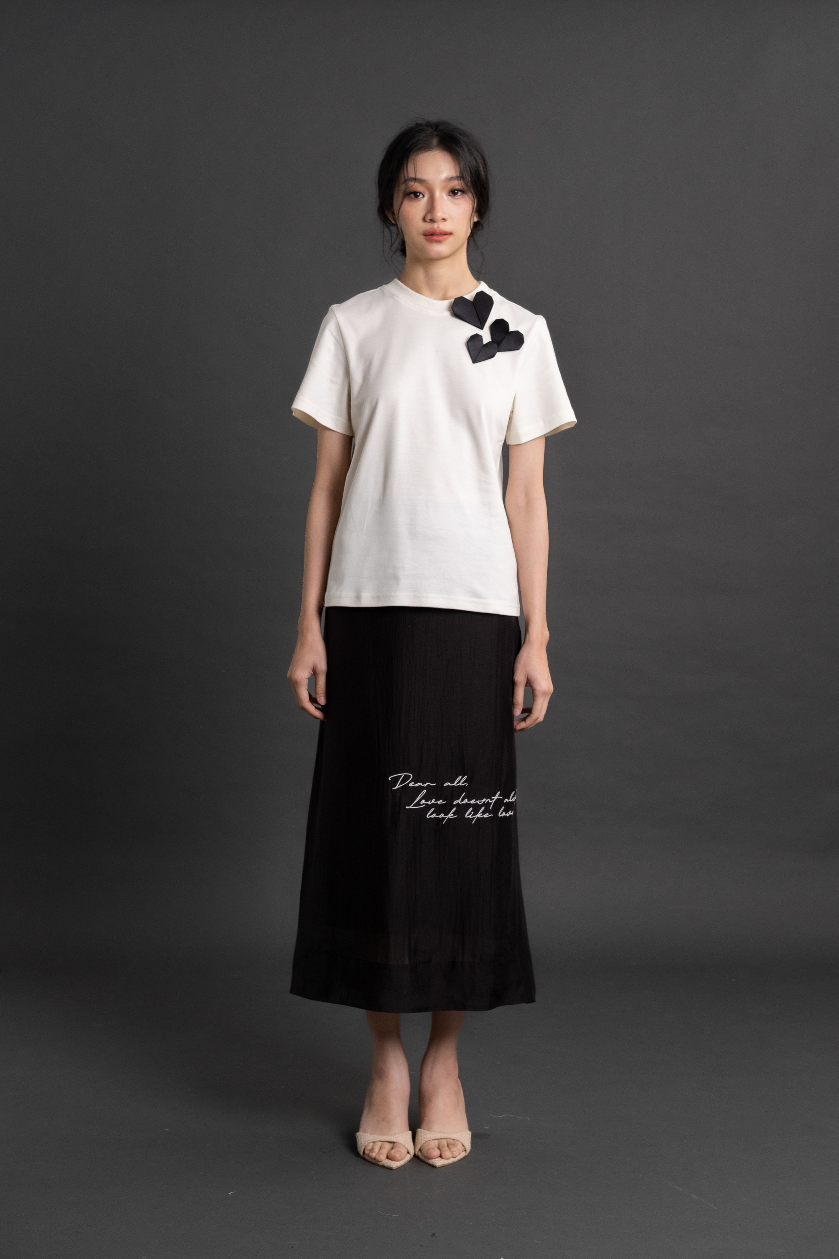 DA Signature Tshirt in Buttermilk