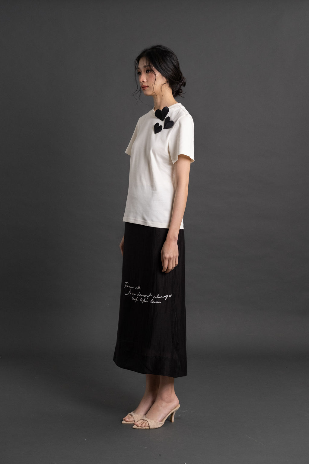 DA Signature Tshirt in Buttermilk