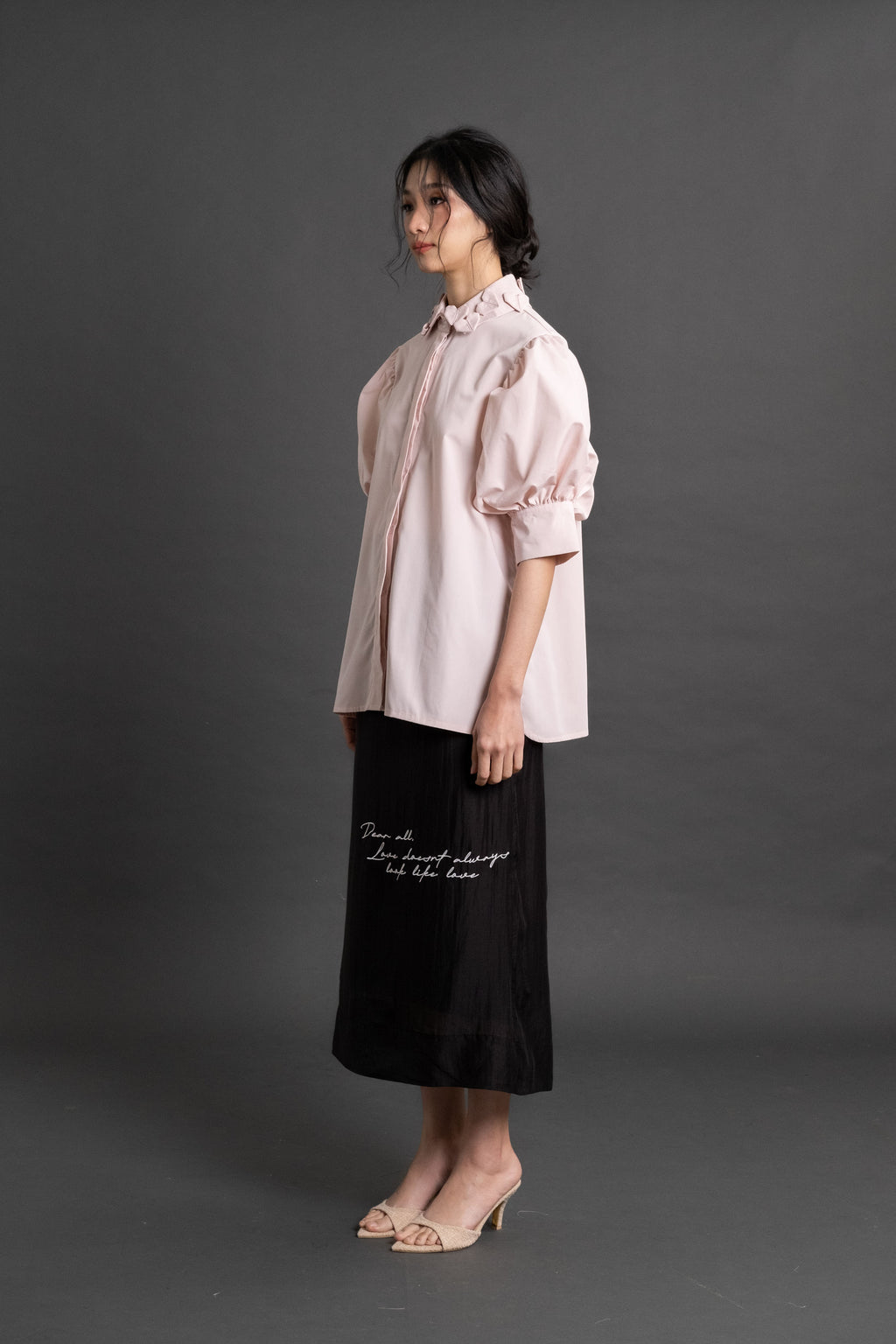 DA Origami Collar Puff Shirt in Hey Baby