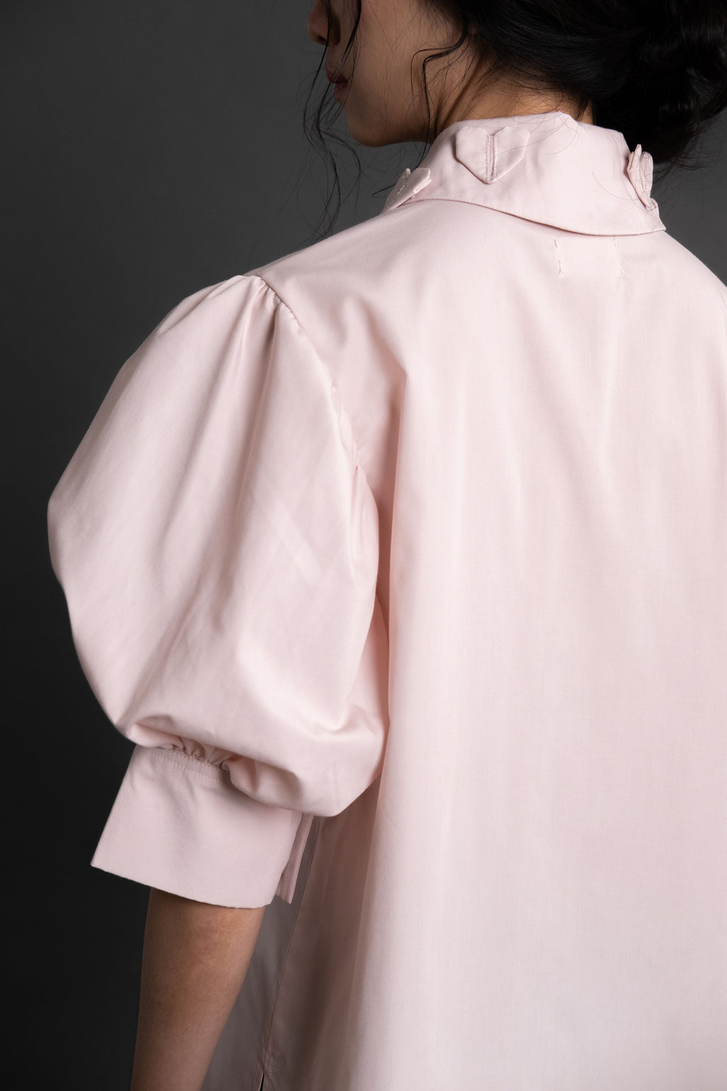 DA Origami Collar Puff Shirt in Hey Baby