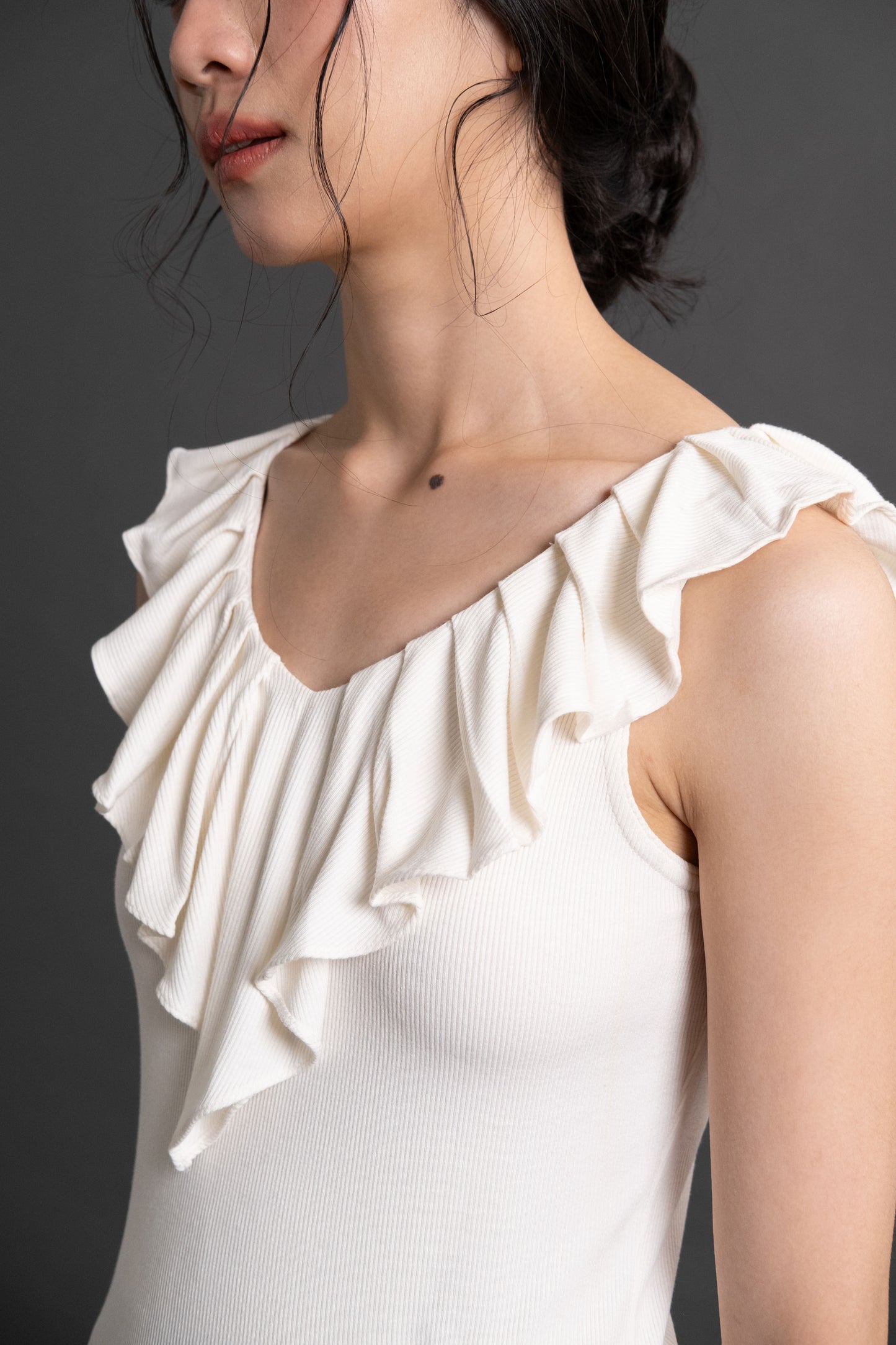 DA Ruffle Fitted Top in Buttermilk