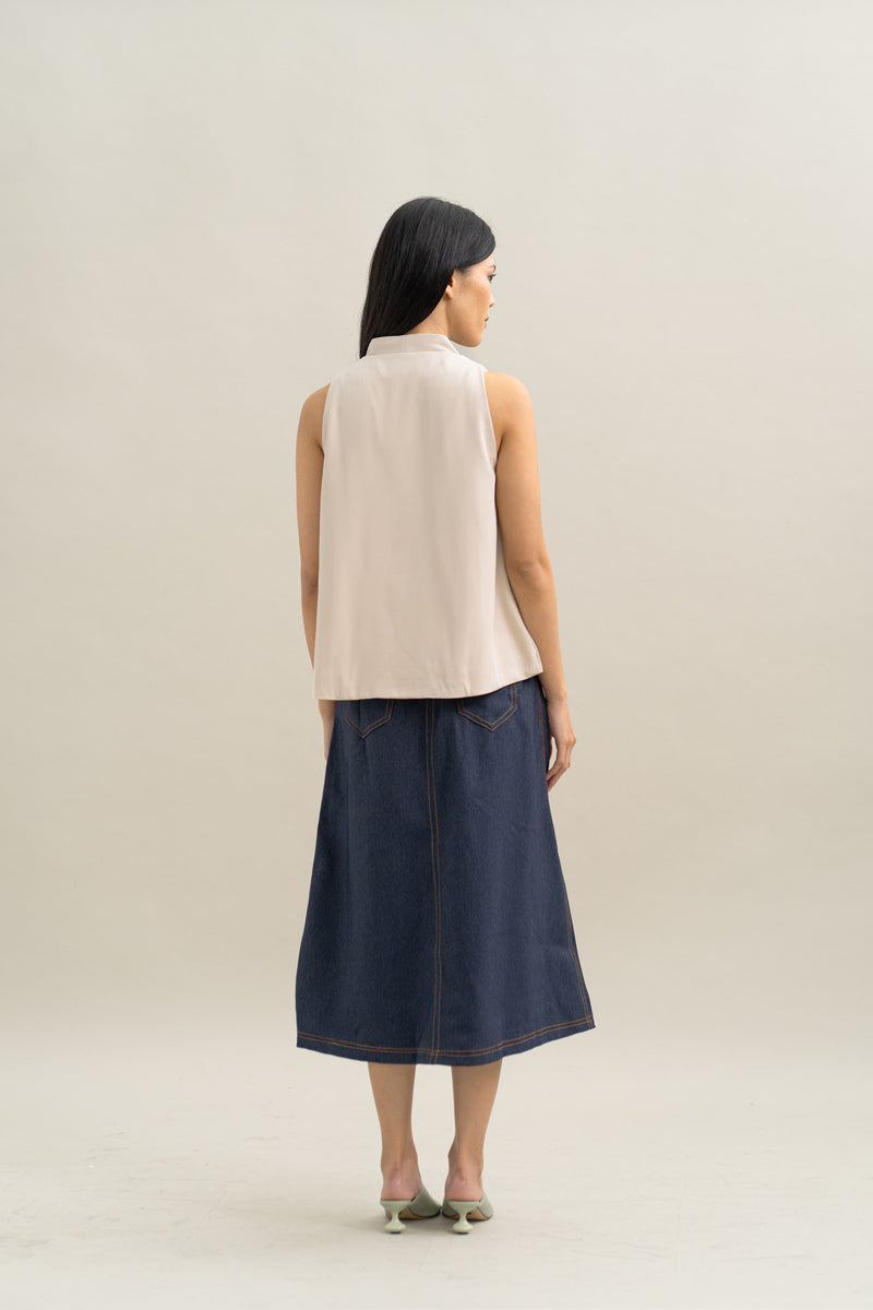 WTP Embroidery Vest in Beige