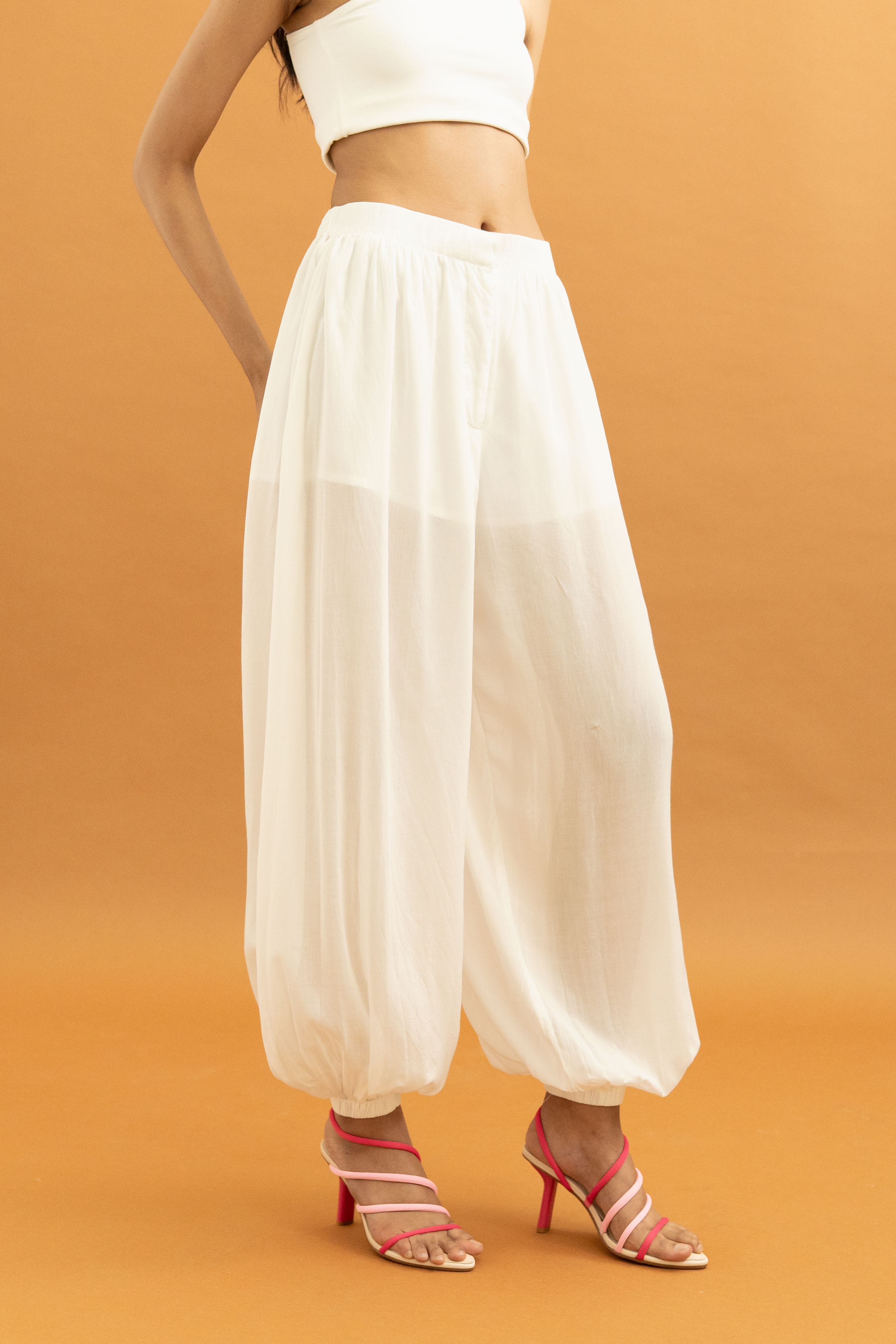 TM Puff Pants in Buttermilk