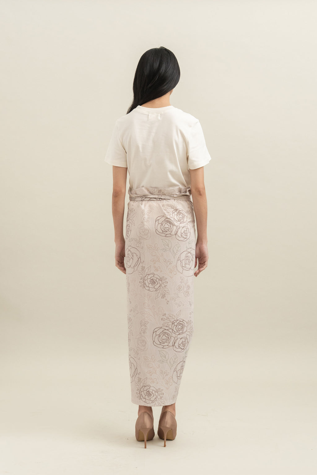 Bouquet Pattern Skirt in Cream