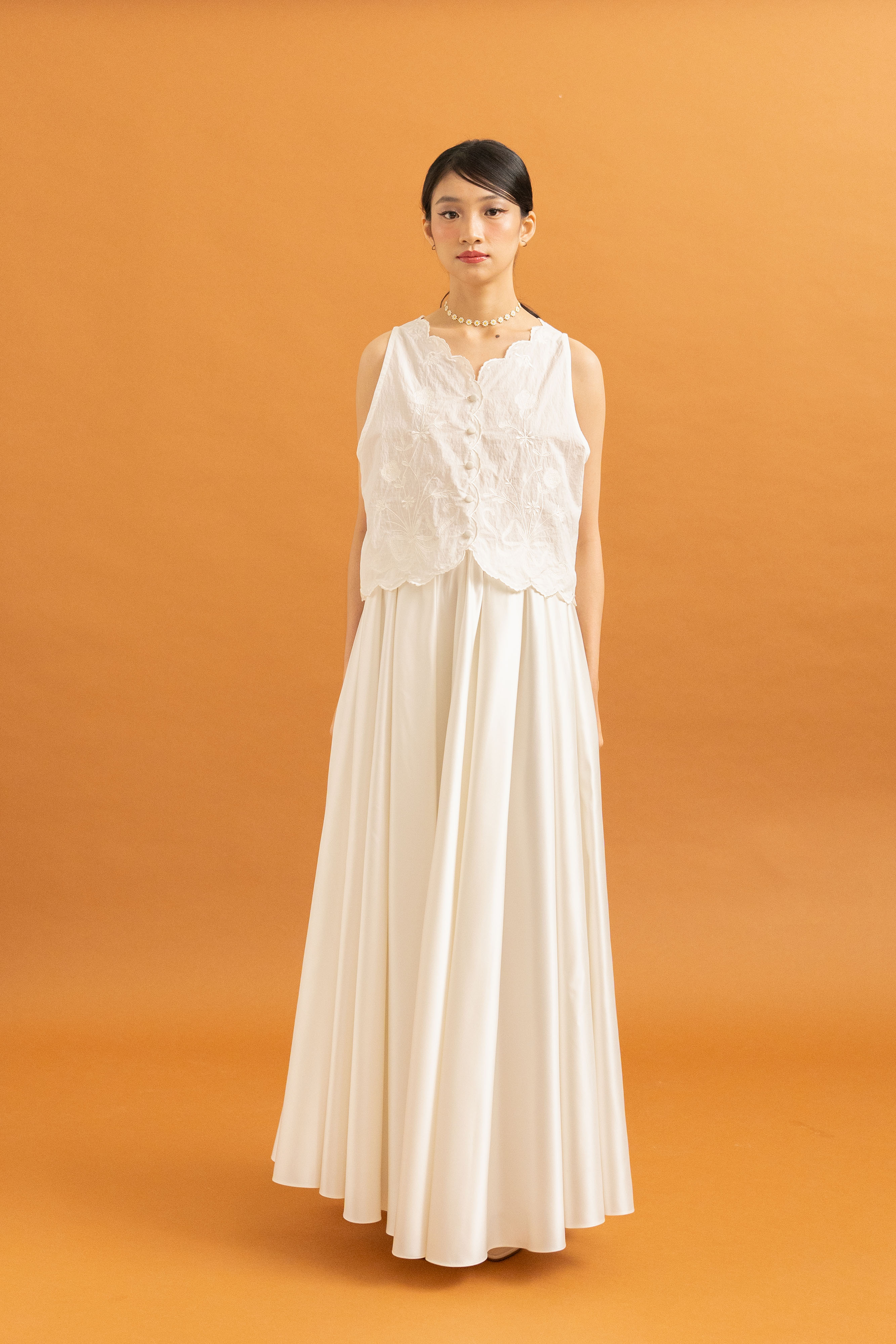 TM Embroidery Bloom Vest in Buttermilk