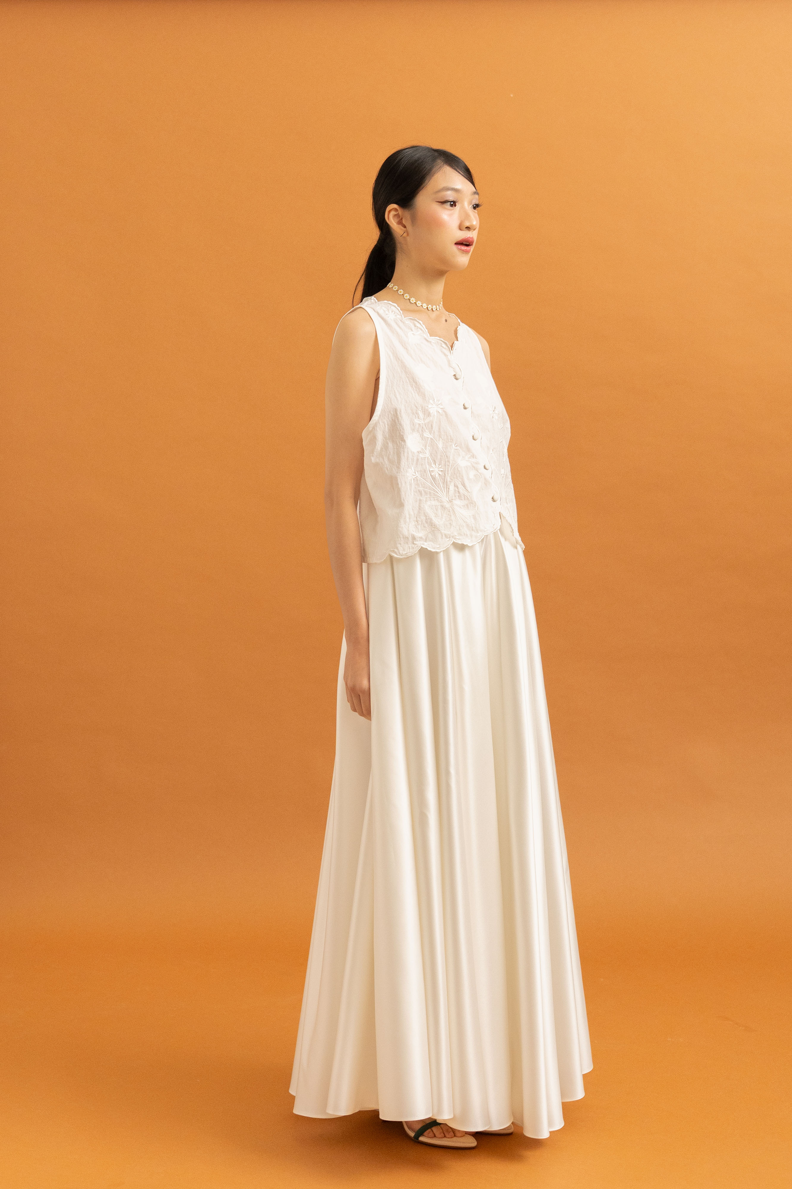 TM Embroidery Bloom Vest in Buttermilk