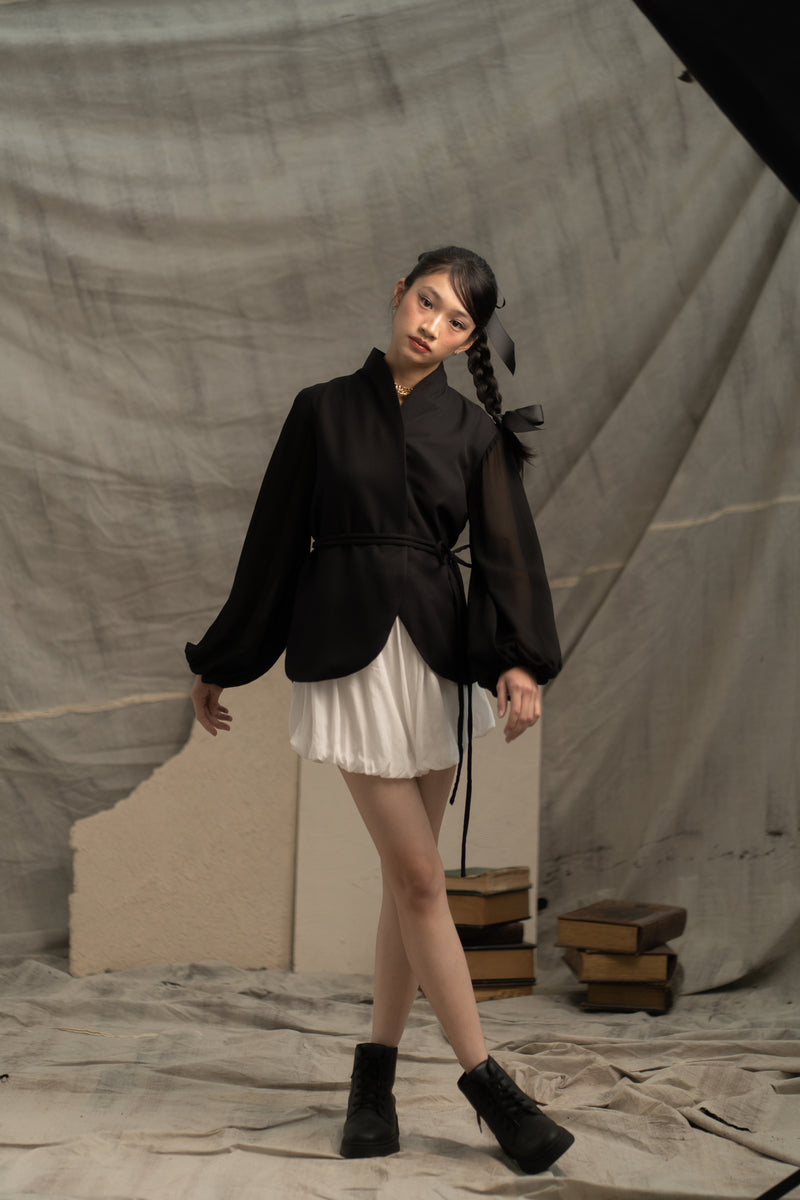 Lembayung Long Sleeve Kebaya in Licorice