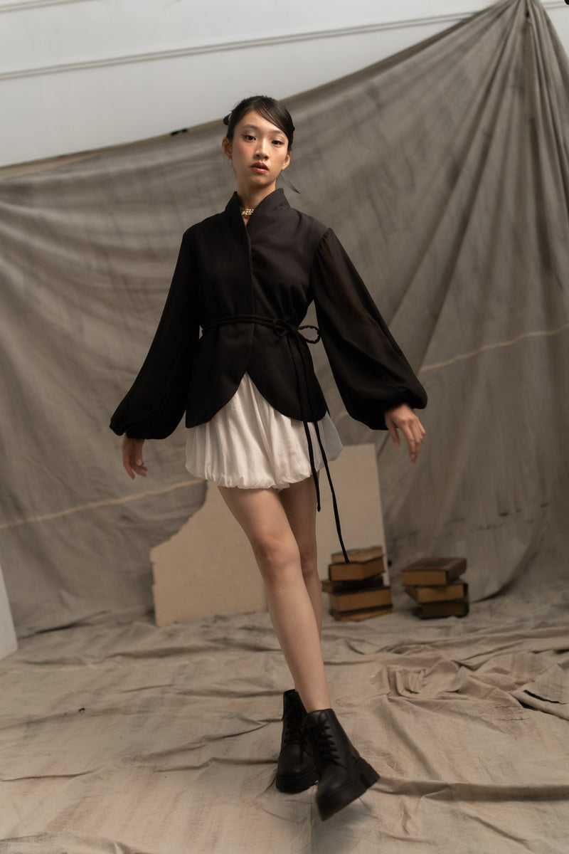 Lembayung Long Sleeve Kebaya in Licorice