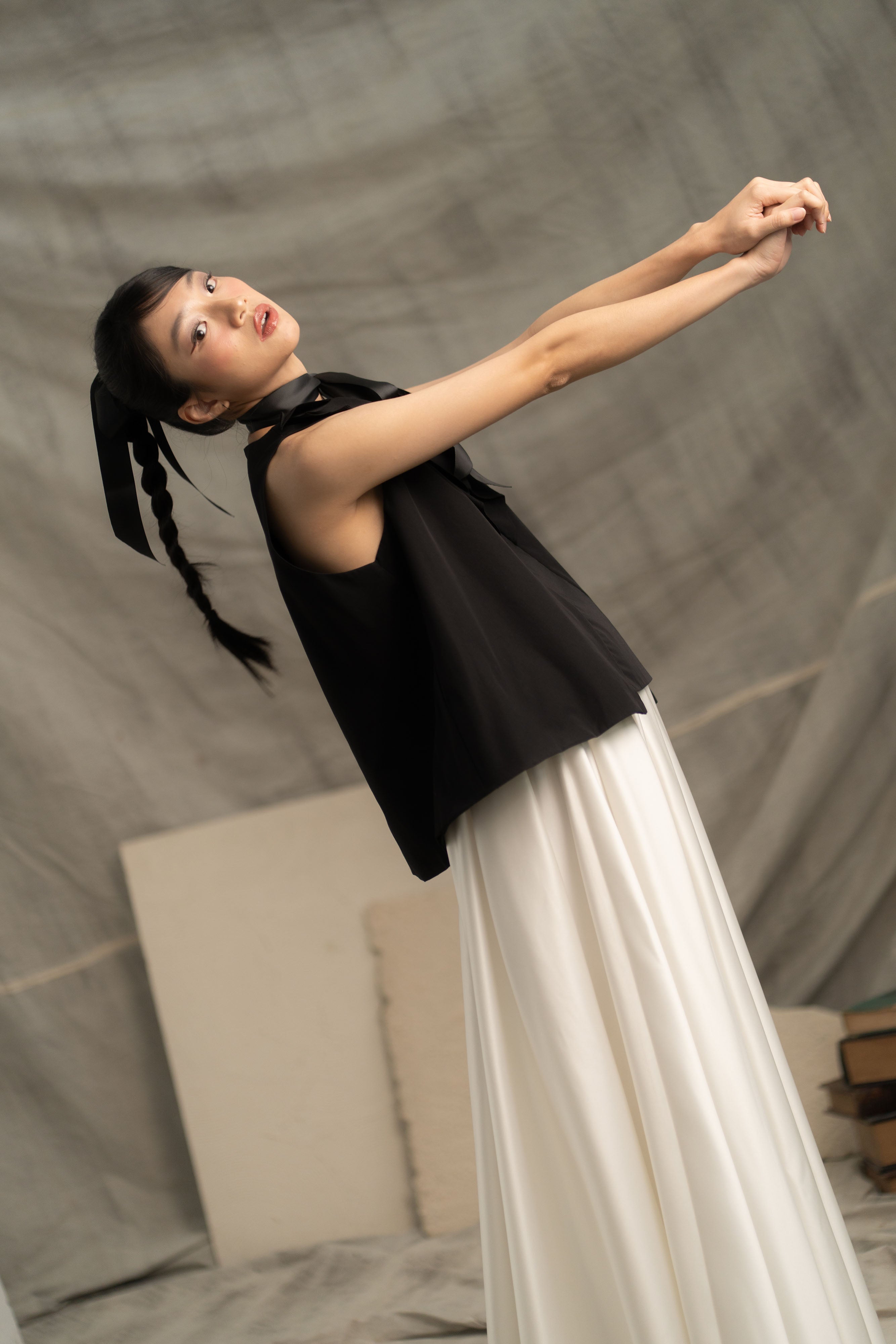 Bouquet Ribbon Sleeveless Top in Licorice
