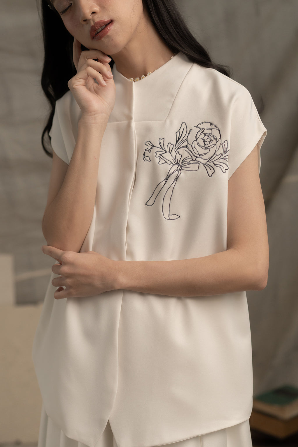 Bouquet Embroidery Vest in Buttermilk