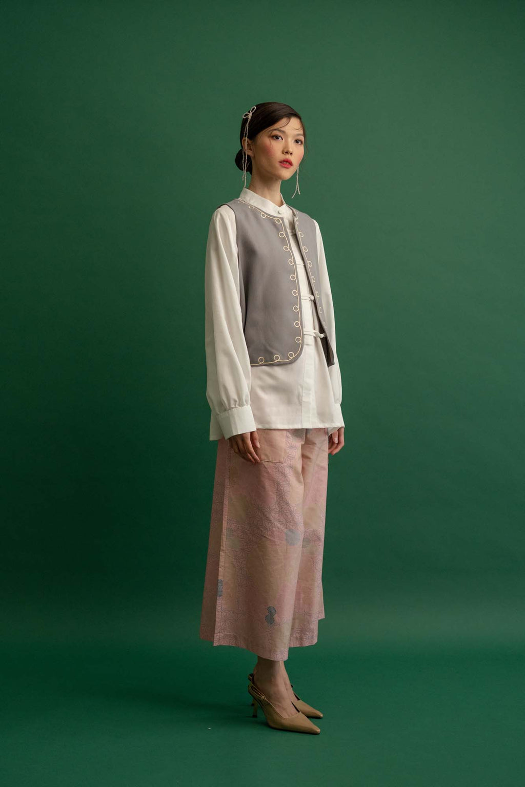 Pulut Inti Vest