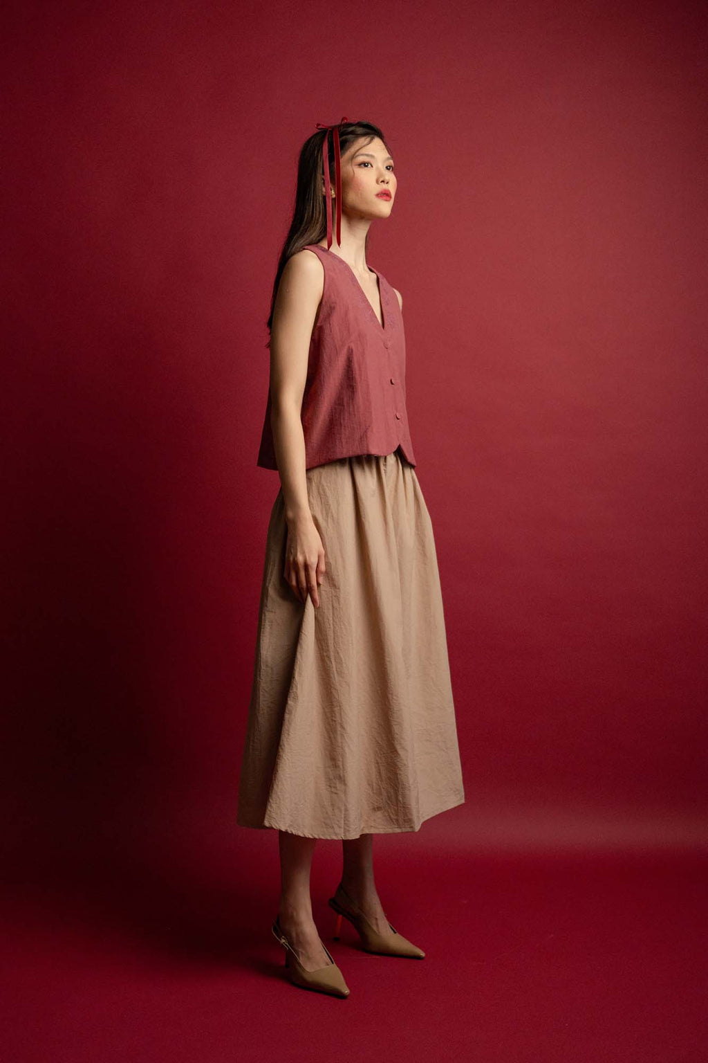 Petals Embroidery Vest