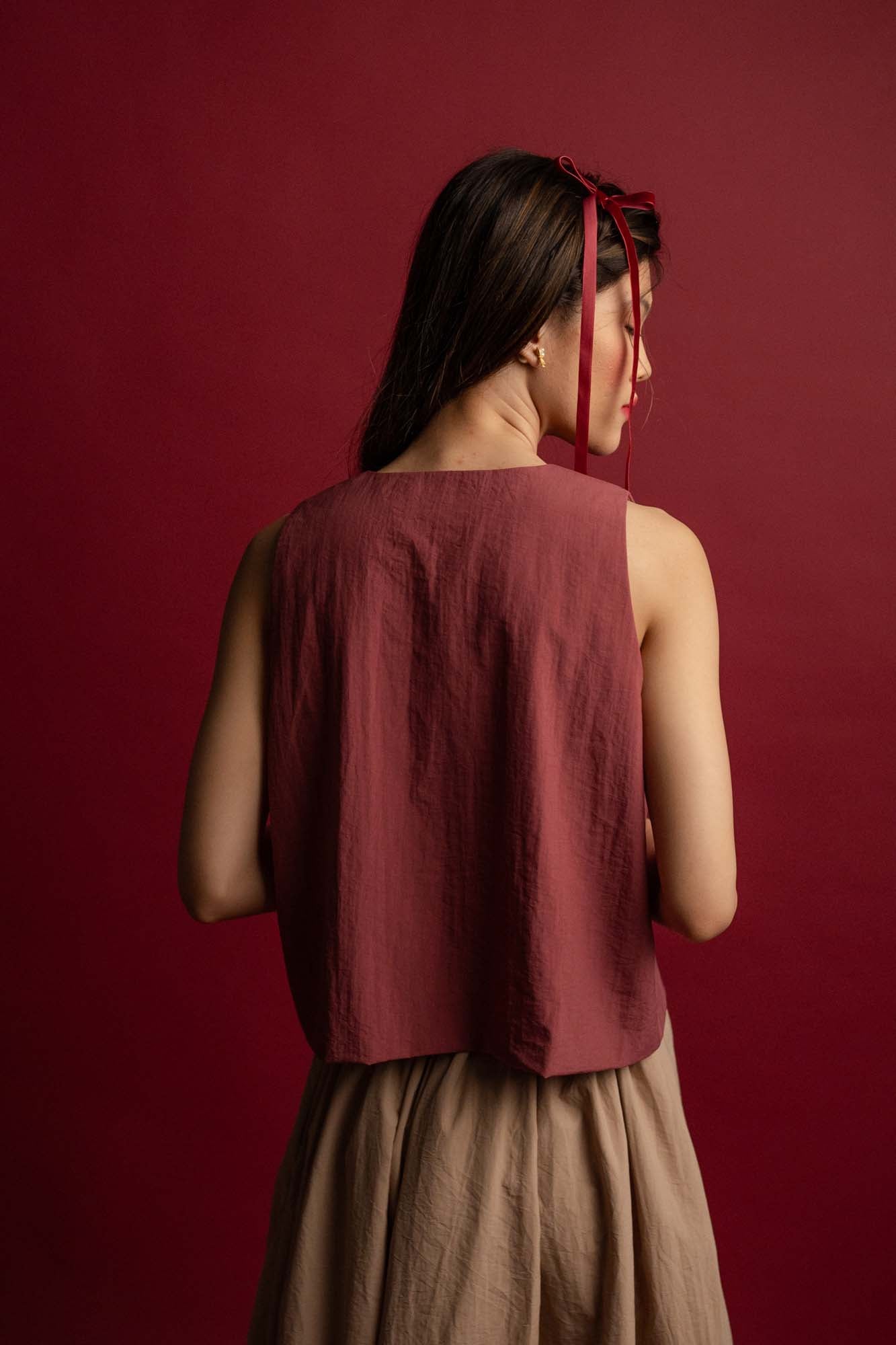 Petals Embroidery Vest