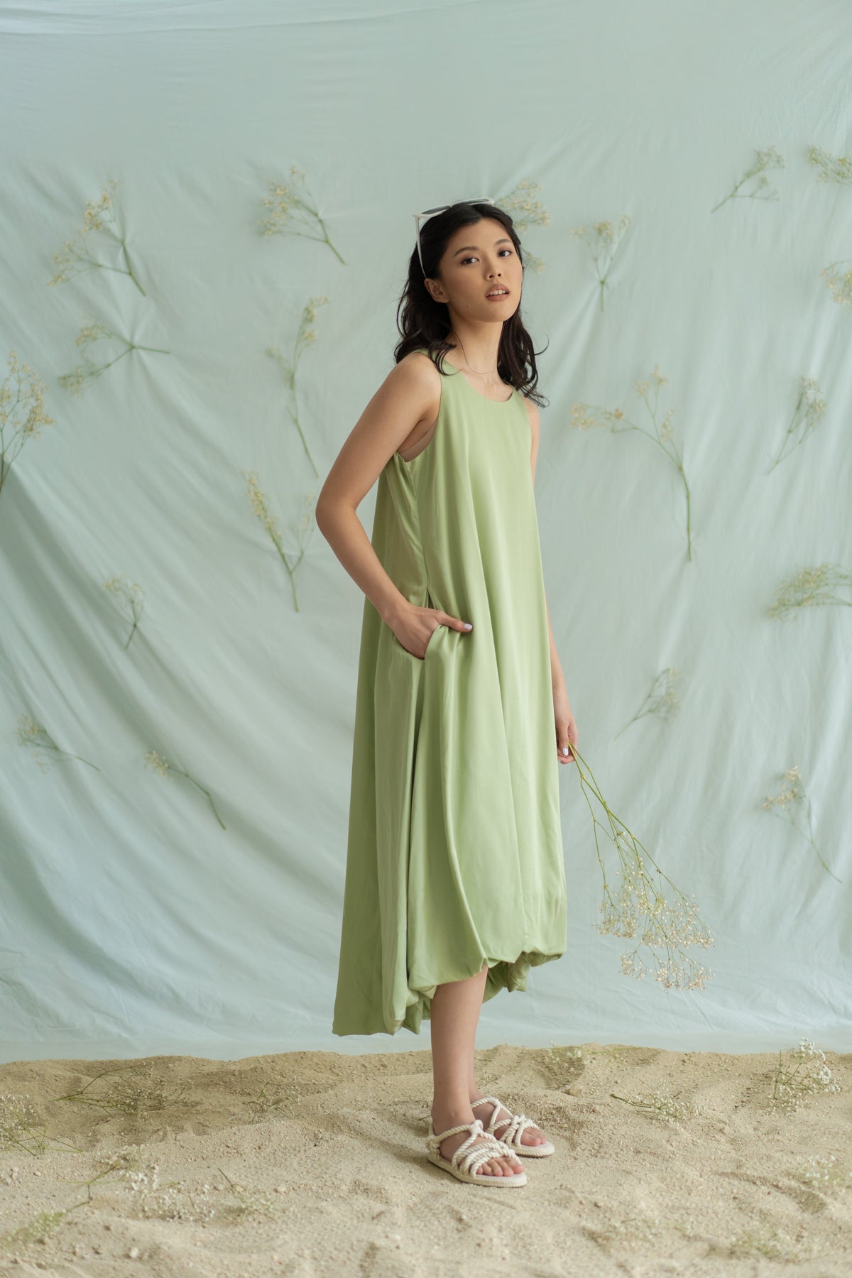 STR puff dress