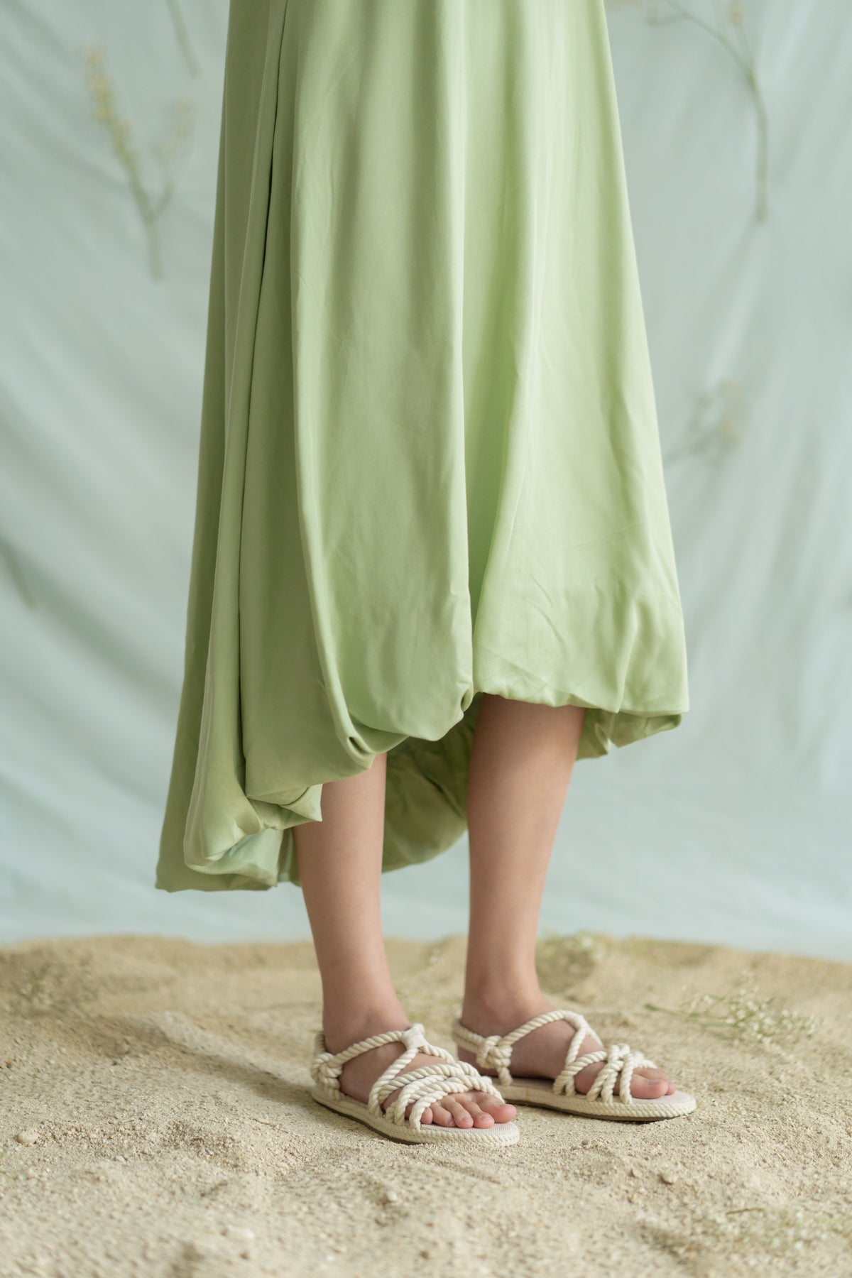 STR puff dress