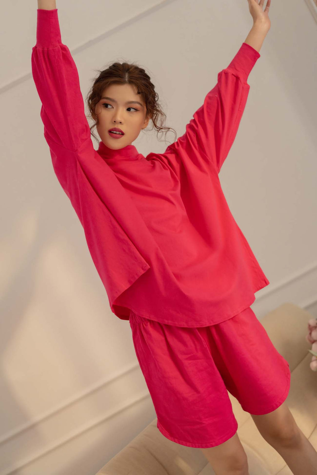 MONTAIGNE top
